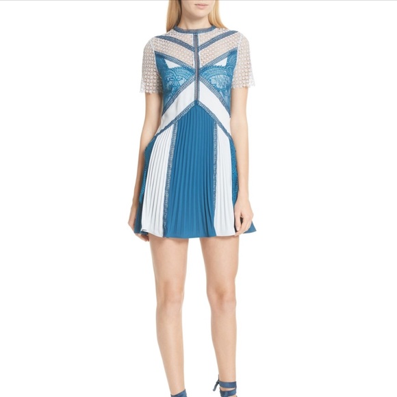 LAST CHANCE Self-Portrait Lace Paneled Minidress - Picture 3 of 3